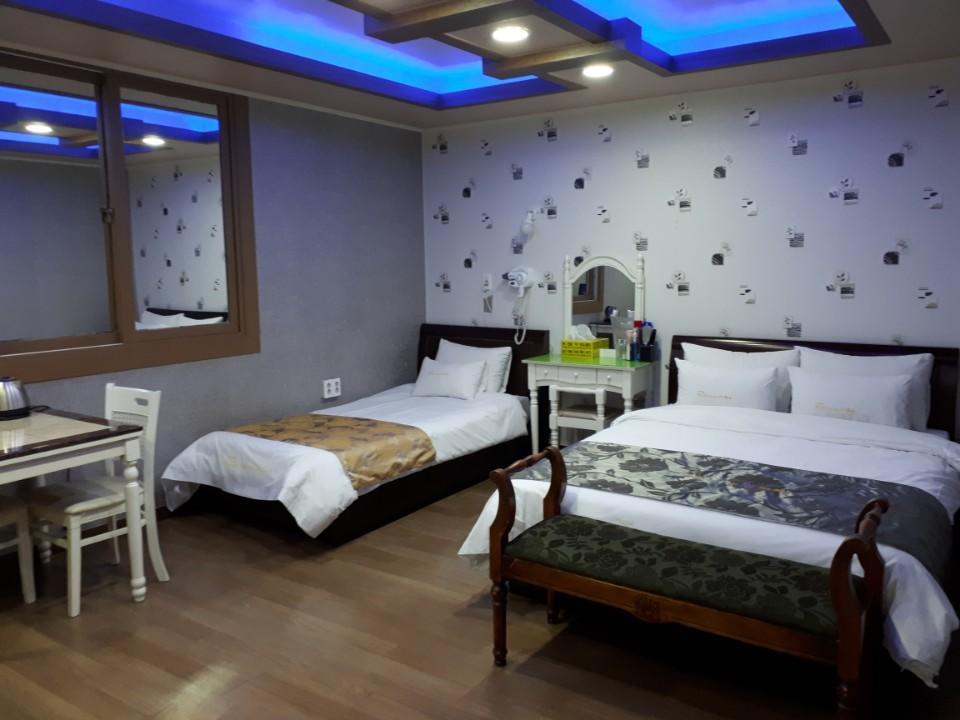 Tiffany Motel Mokpo Exterior foto